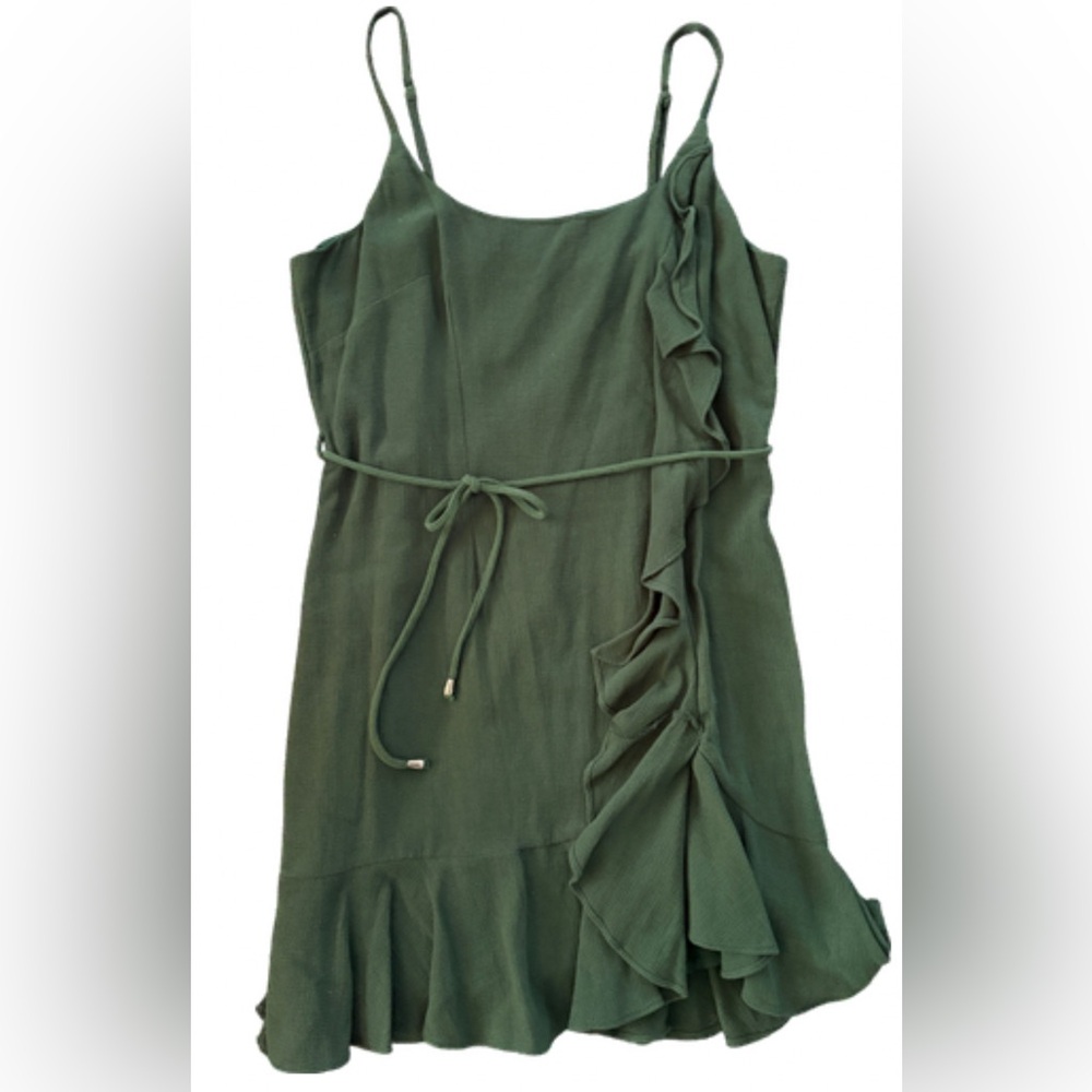 Selfie Leslie Green Ruffled Sundress